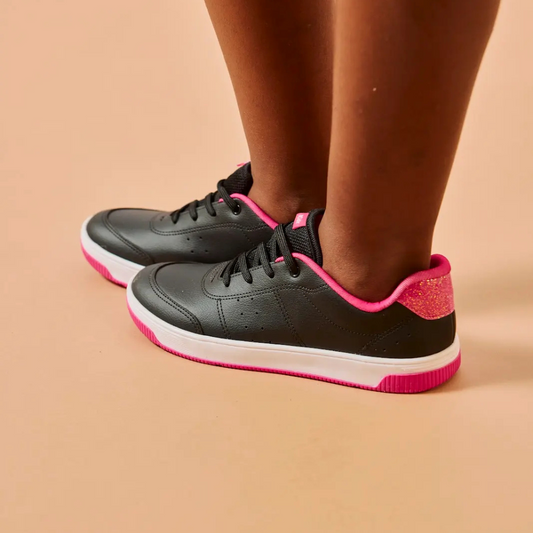 Tênis Menina Infantil Kidy Astral Preto e Pink com Porta Objetos de Pelúcia
