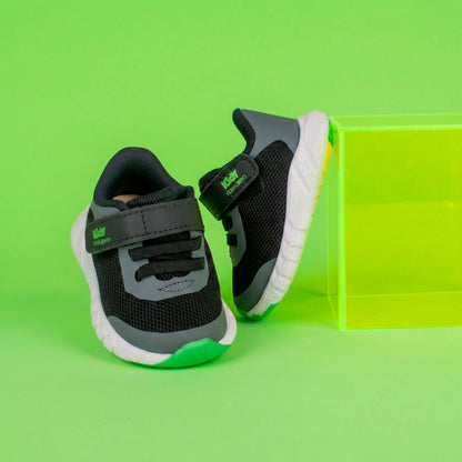 Tênis Kidy Equilíbrio Infantil Preto Grafite Verde Conforto e Estabilidade