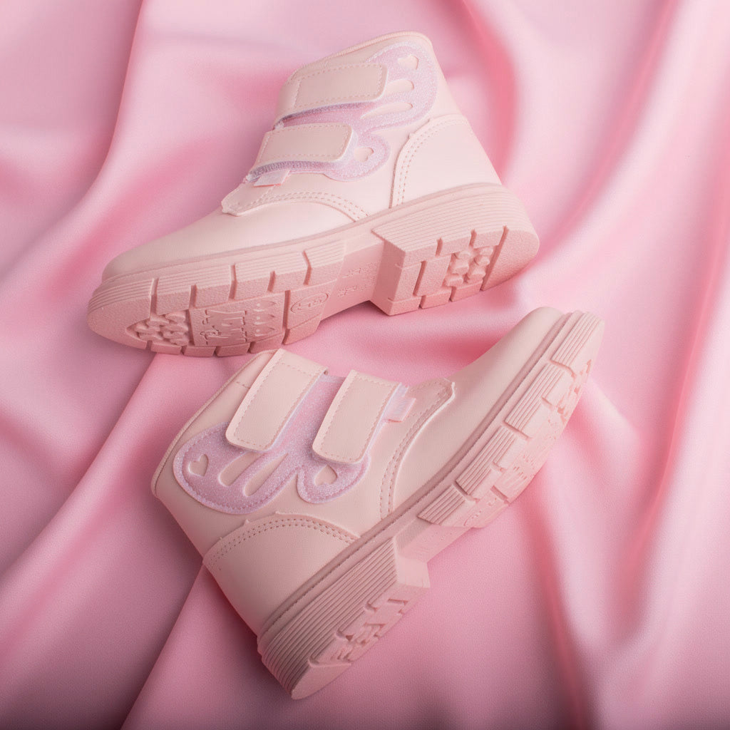 Bota Infantil Menina Kidy Fashion Baby Nude Tiras Aderentes e Palmilha EVA