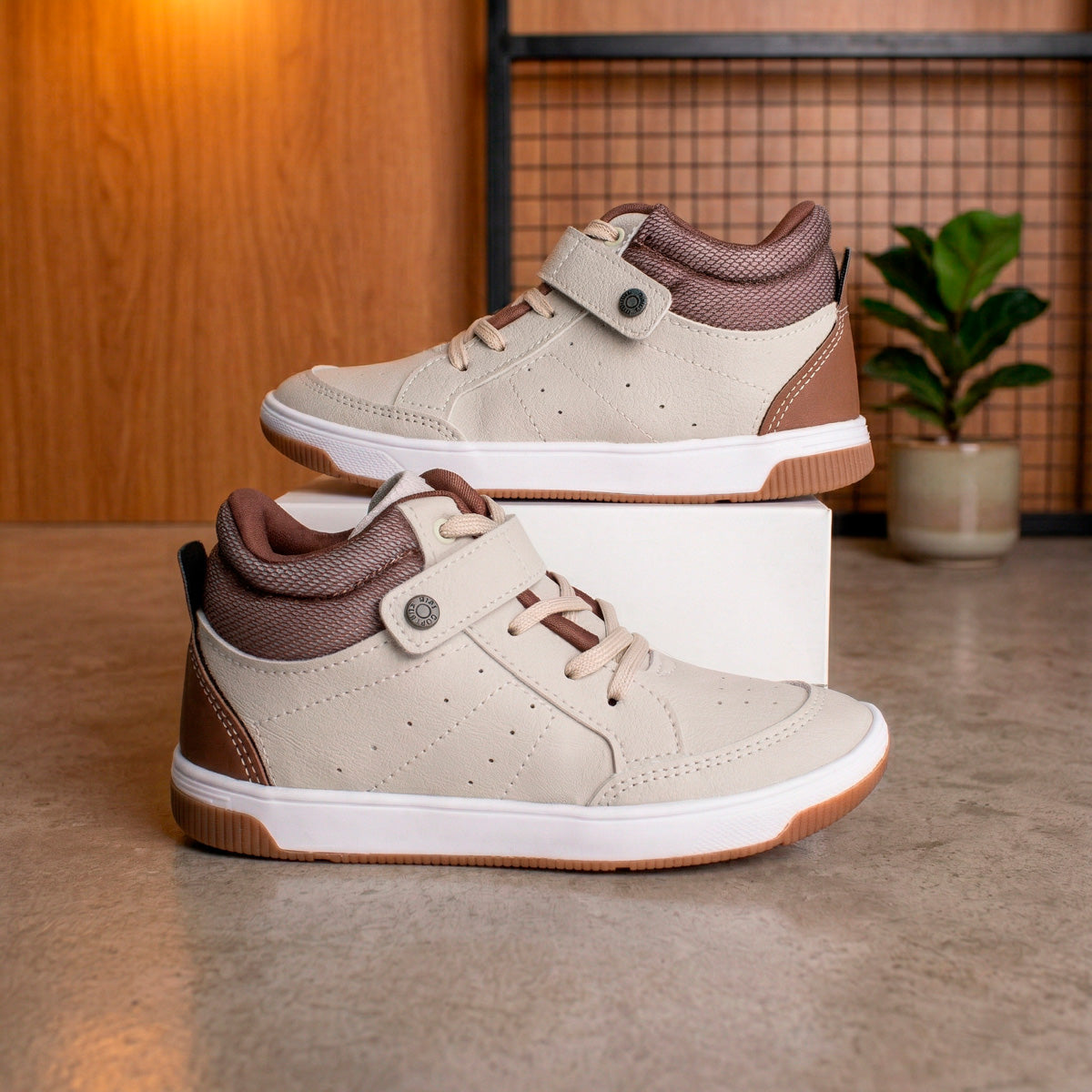 Tênis Infantil Menino Kidy Astral Natural/Caramelo Cano Alto