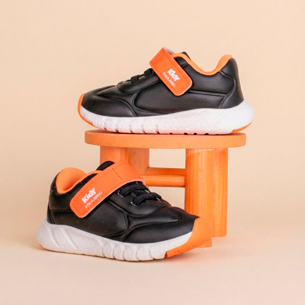Tênis Menino Kidy Equilíbrio Preto e Laranja