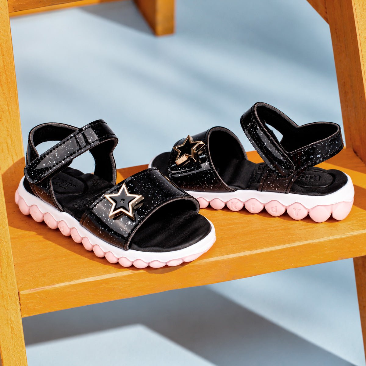 Sandália Infantil Menina Kidy Preto Brinca Flex Preto Estrela Luz E Led - Kidy Calçados -
